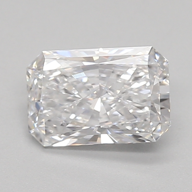0.74ct E VVS2 Radiant (IGI)