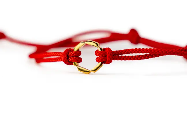 Aria 22k Modern Hexagon Bracelet