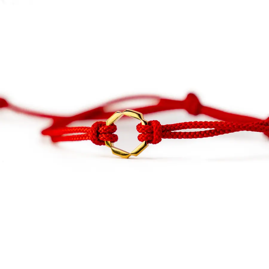 Aria 22k Modern Hexagon Bracelet