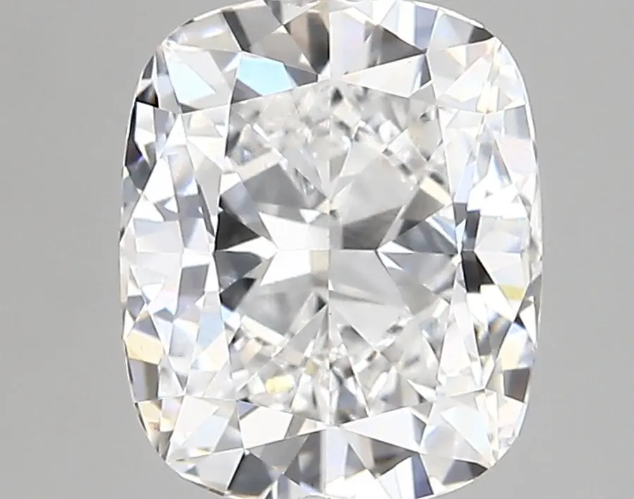 1.67ct E VVS2 Cushion (IGI)