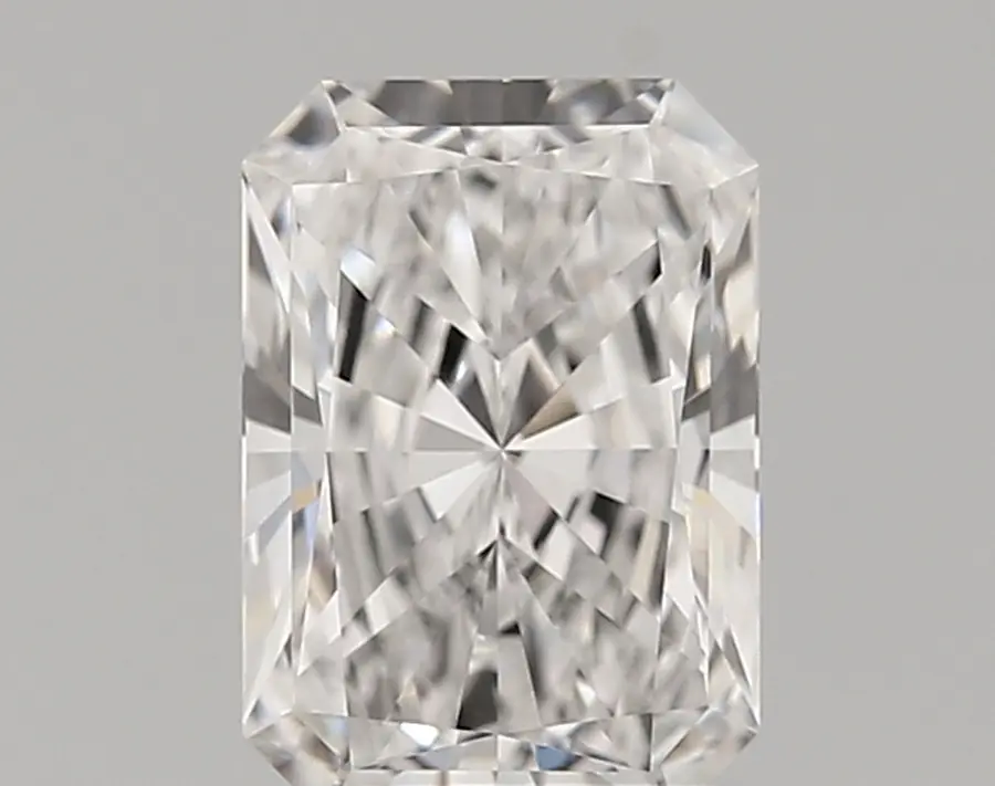 1.34ct E VVS1 Radiant (IGI)