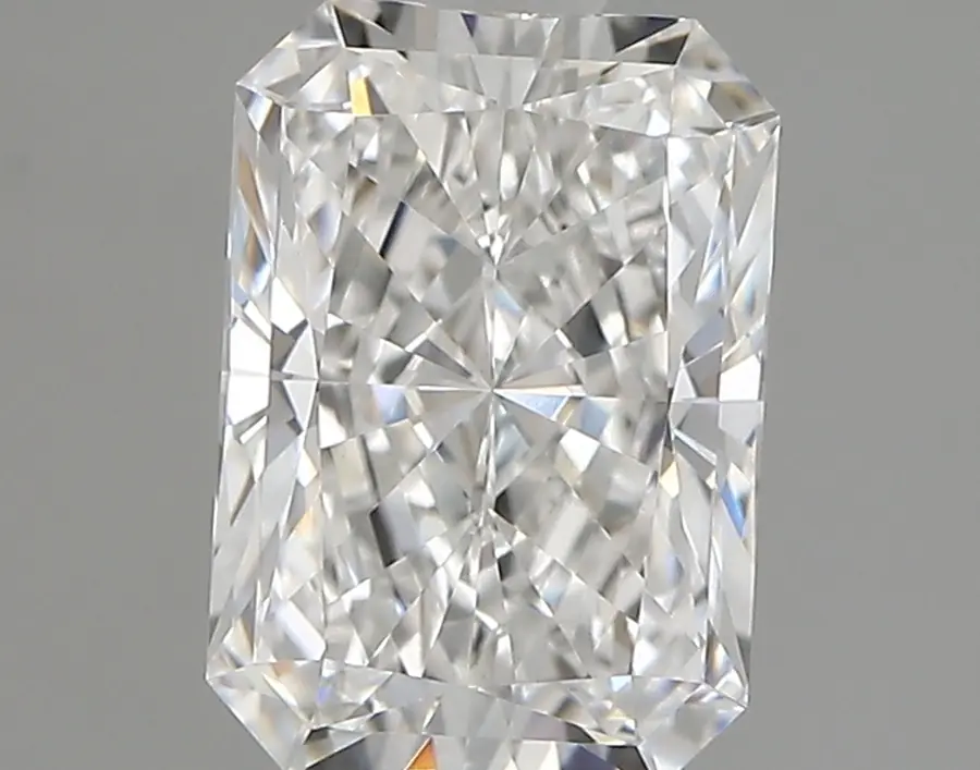 1.18ct E VVS2 Radiant (IGI)