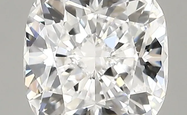 1.04ct E IF Cushion (IGI)