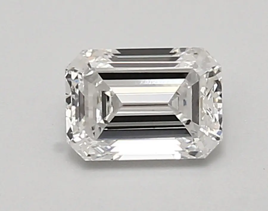 0.99ct E VVS2 Emerald (IGI)