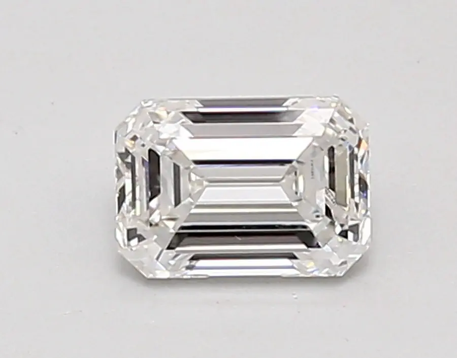 0.97ct E VVS2 Emerald (IGI)