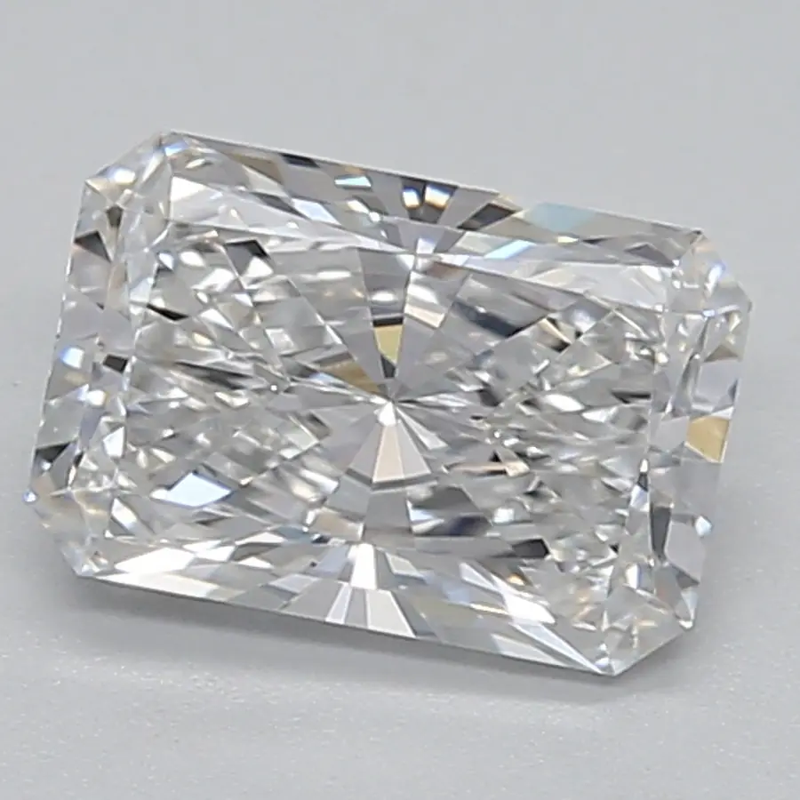 0.96ct E VVS2 Radiant (IGI)