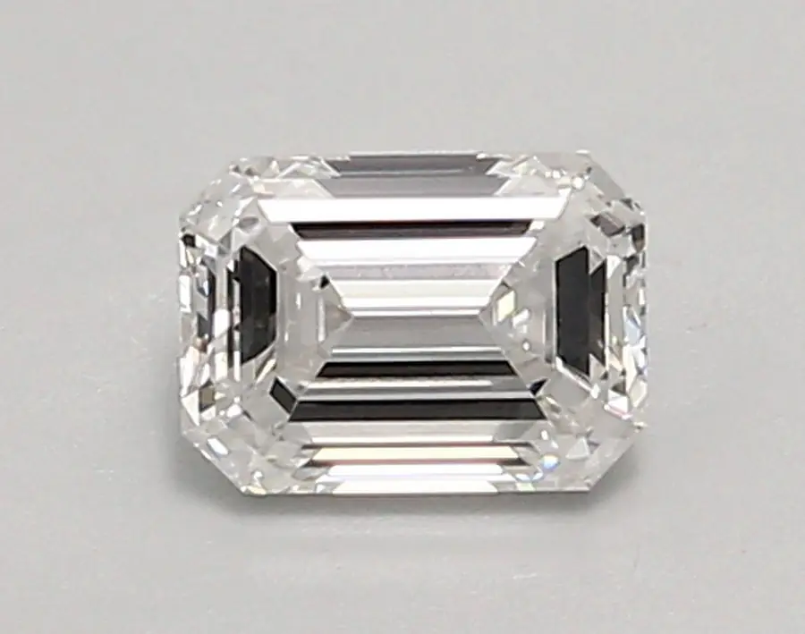 0.96ct E VVS2 Emerald (IGI)