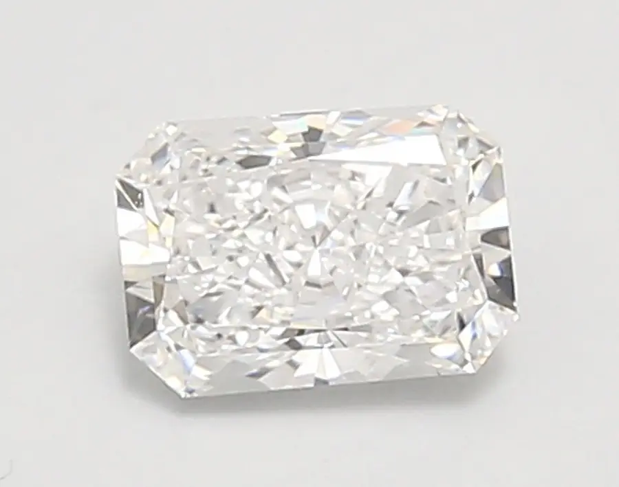 0.95ct D VVS2 Radiant (IGI)