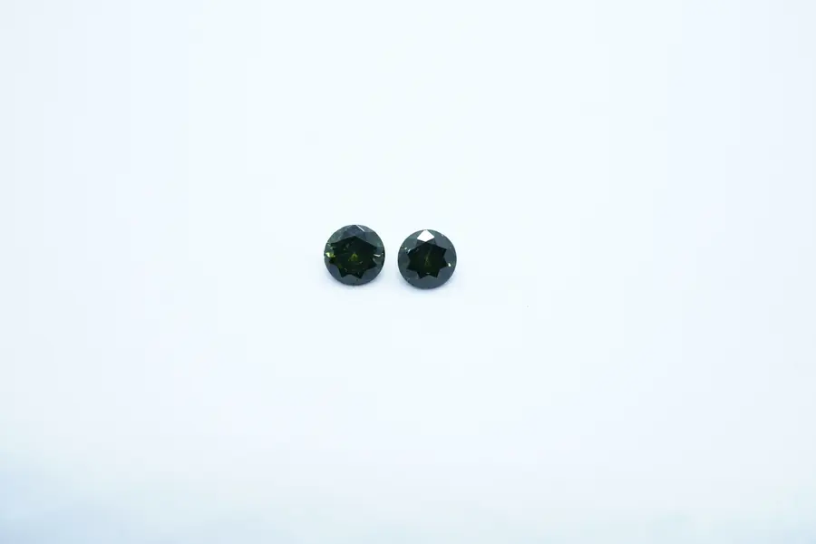 2.40 ct Round Green Zircon Pair
