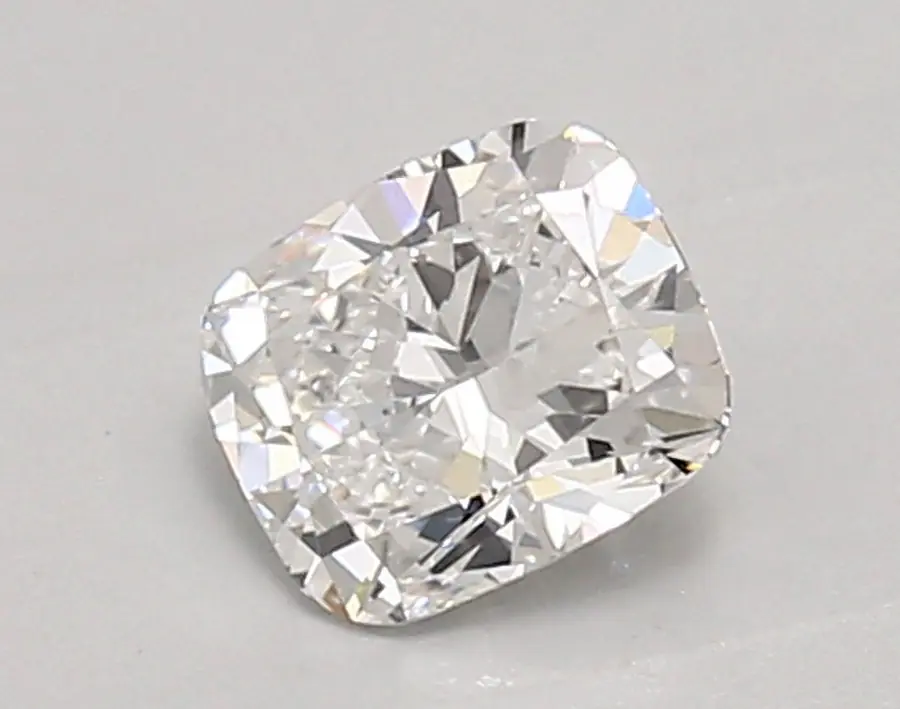 0.93ct E VVS1 Cushion (IGI)
