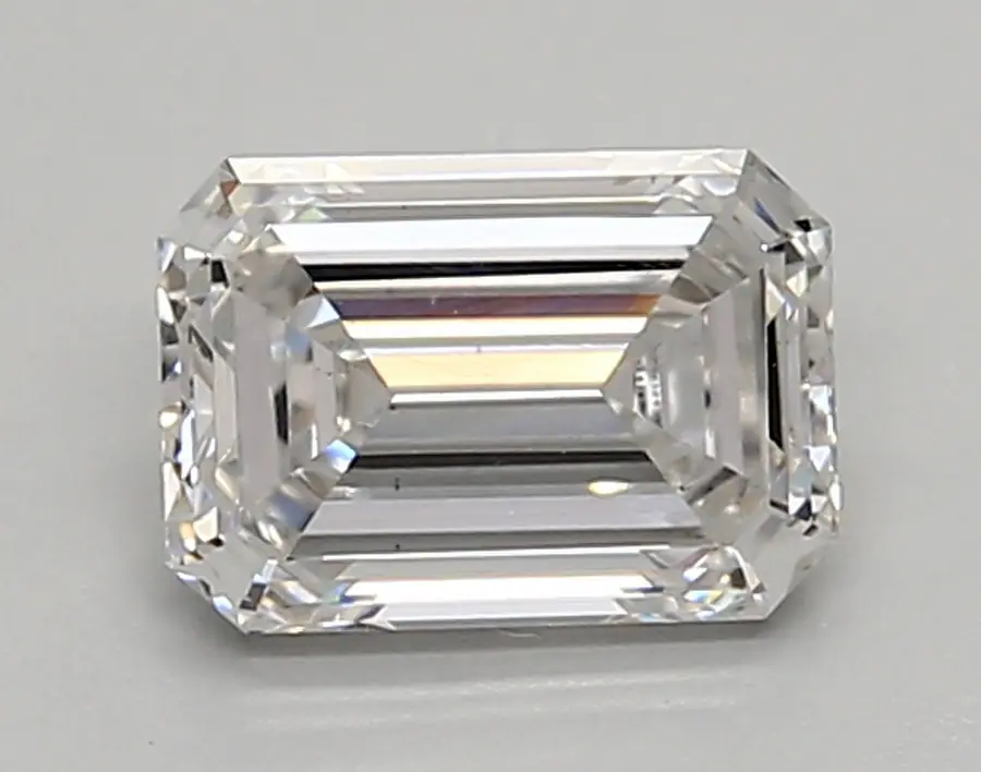 0.93ct E VVS2 Emerald (IGI)