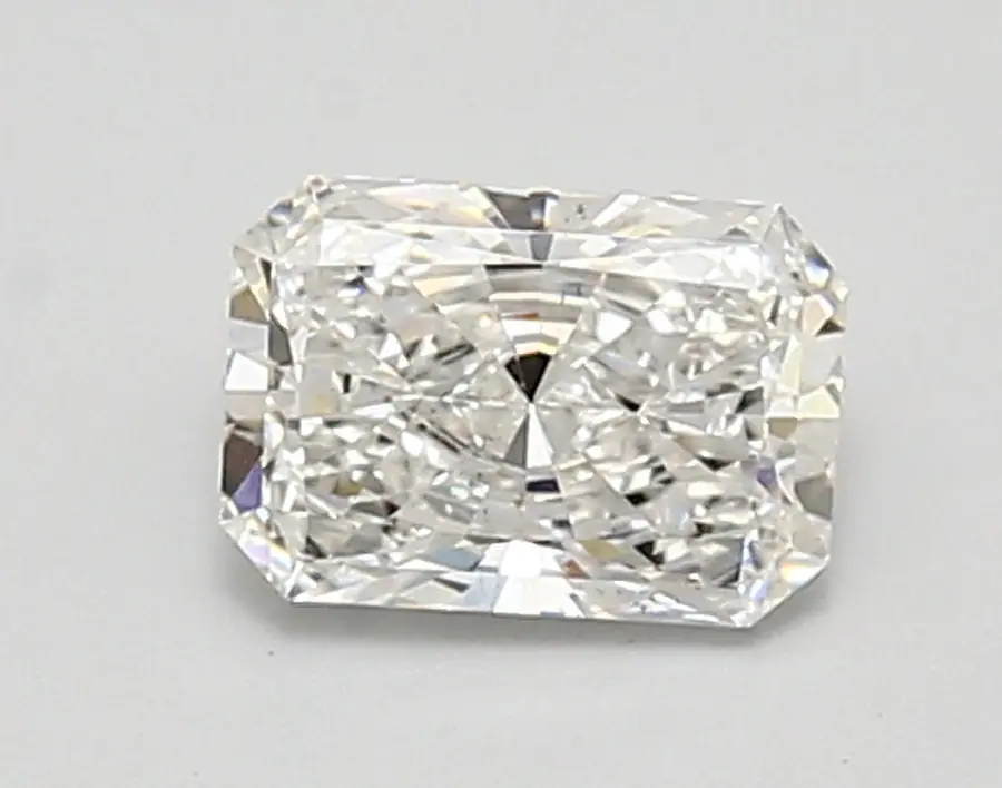 0.92ct E SI1 Radiant (IGI)