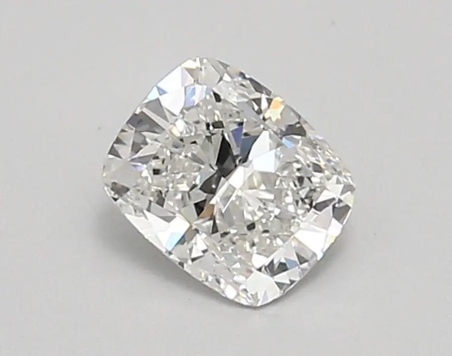 0.92ct E VVS2 Cushion (IGI)