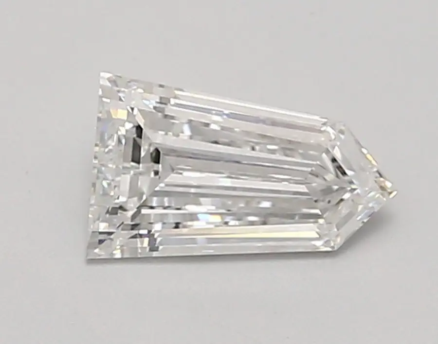 0.92ct E VVS1 Bullet (IGI)