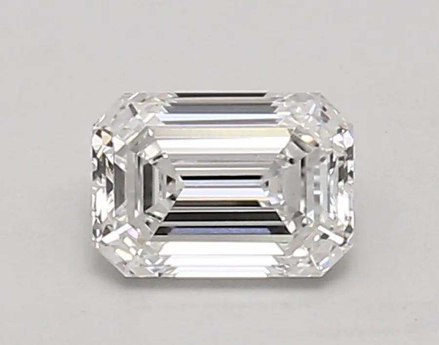 0.91ct E VVS2 Emerald (IGI)