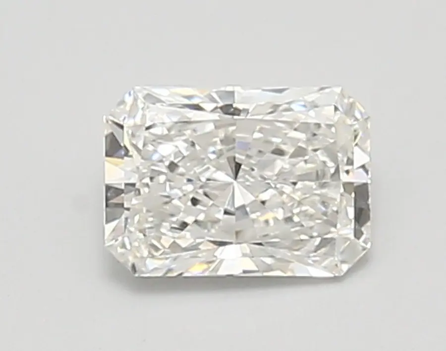 0.91ct E VVS2 Radiant (IGI)