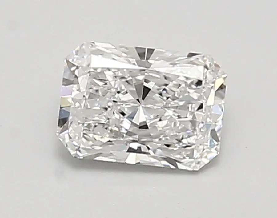 0.91ct D VVS1 Radiant (IGI)