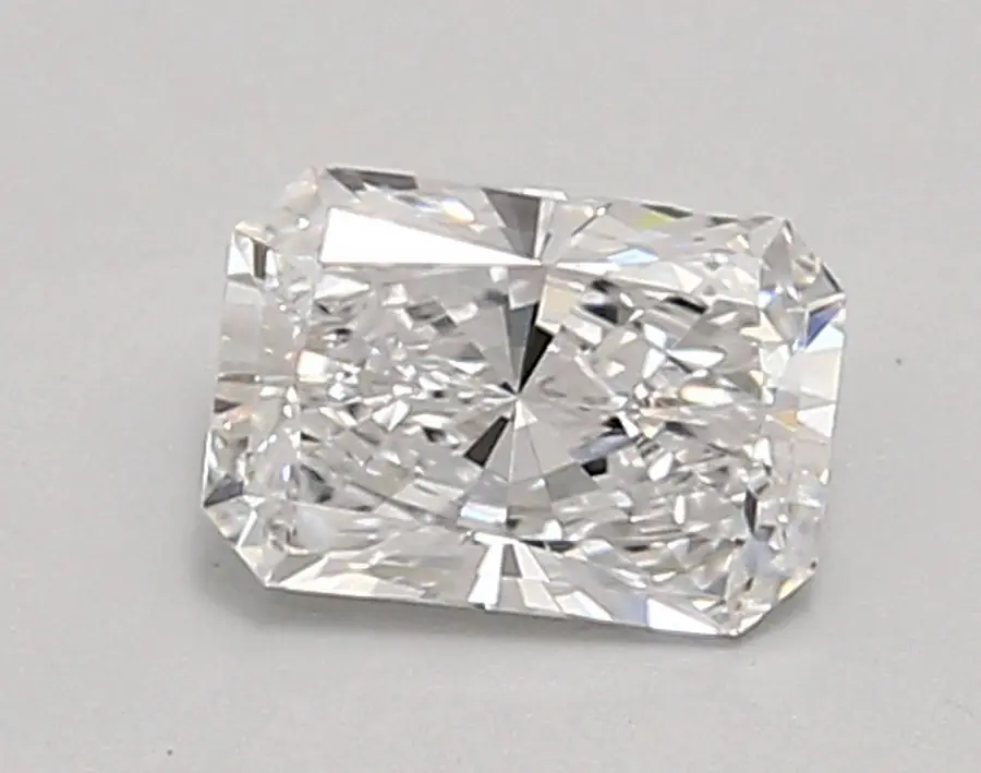 0.91ct D VVS1 Radiant (IGI)