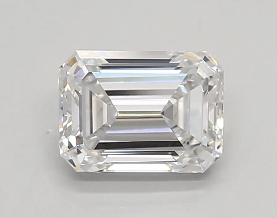 0.91ct D IF Emerald (IGI)