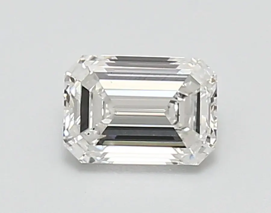 0.90ct F VS2 Emerald (IGI)