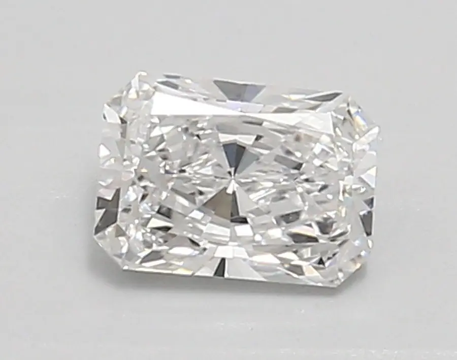 0.90ct D VVS2 Radiant (IGI)
