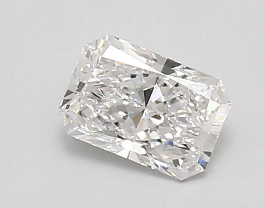 0.90ct D VVS2 Radiant (IGI)