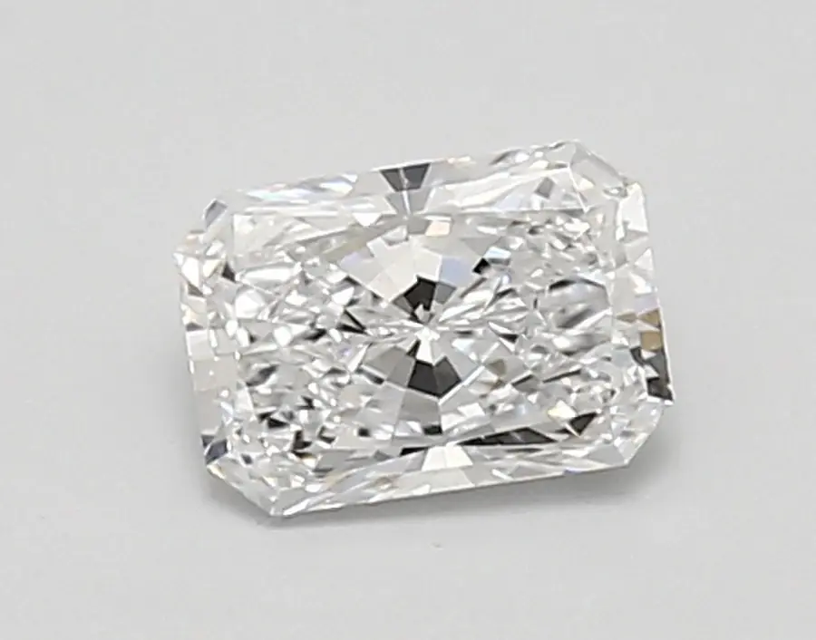 0.89ct D VVS2 Radiant (IGI)