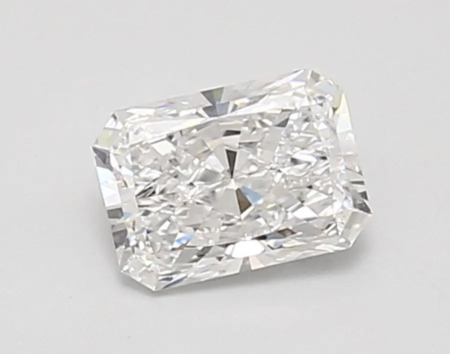 0.87ct D VVS2 Radiant (IGI)