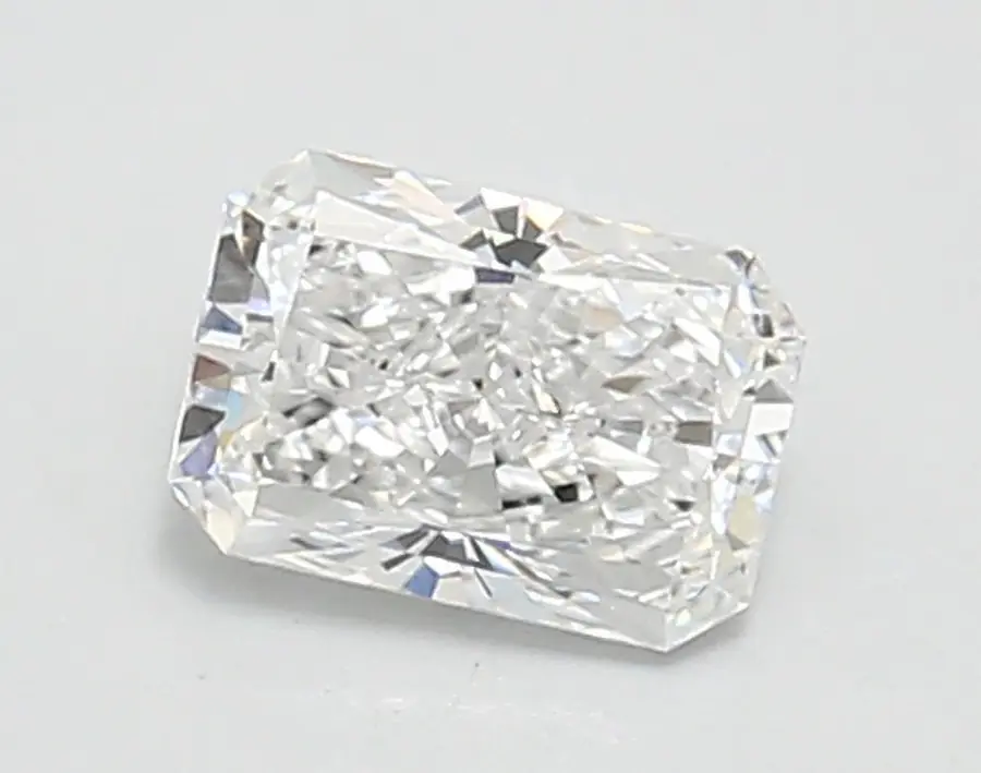 0.86ct D VVS2 Radiant (IGI)