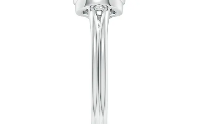 Solitaire Pink Round Diamond Ring