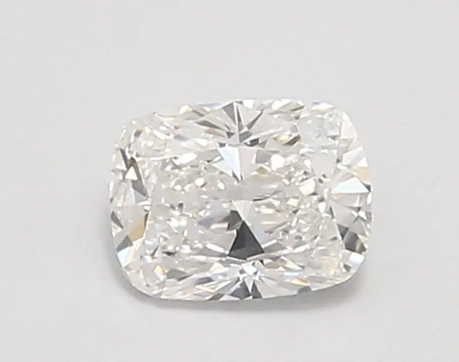 0.83ct E VVS2 Cushion (IGI)