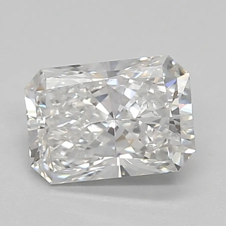 0.82ct F VVS1 Radiant (IGI)