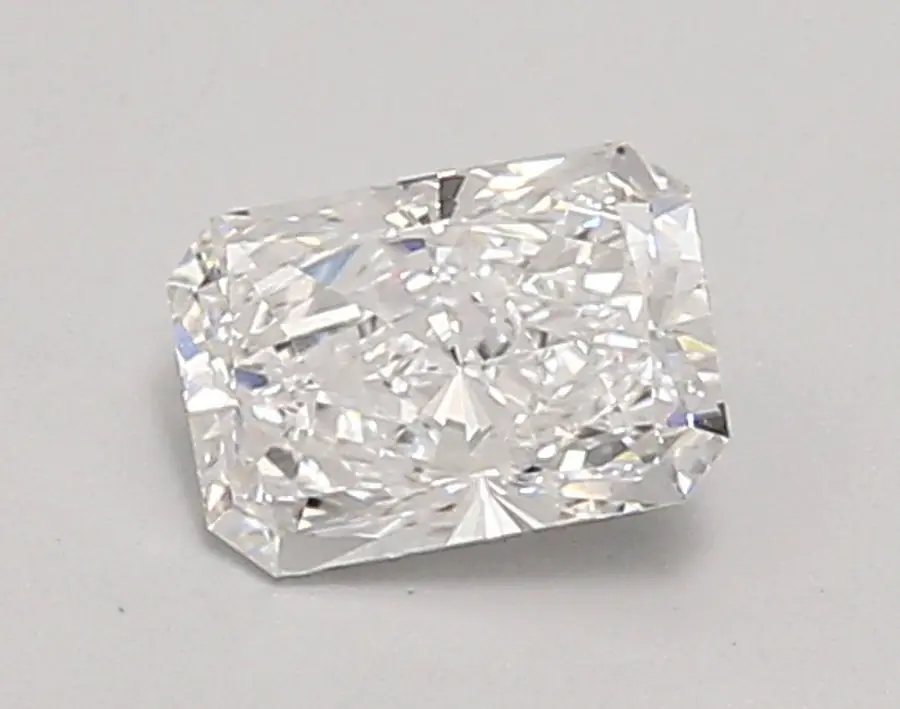 0.81ct D VVS1 Radiant (IGI)