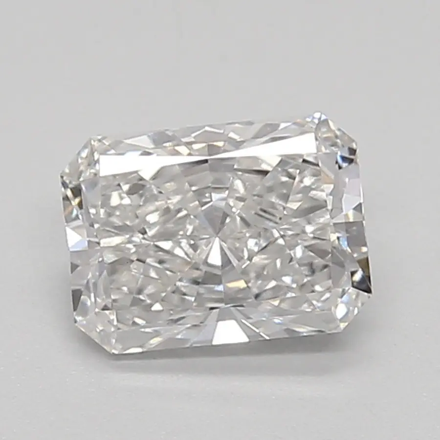 0.79ct E VVS2 Radiant (IGI)