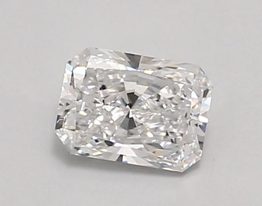 0.78ct D VVS2 Radiant (IGI)