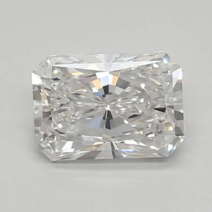 0.78ct E VVS1 Radiant (IGI)