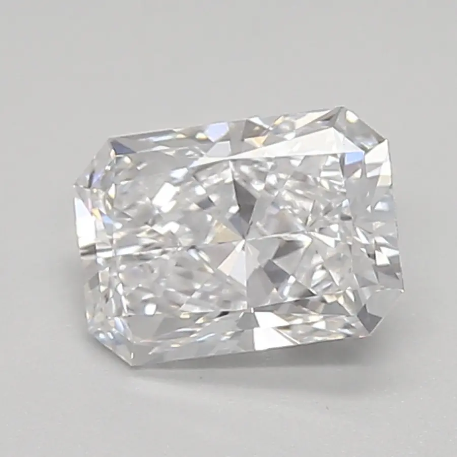 0.77ct D VVS1 Radiant (IGI)
