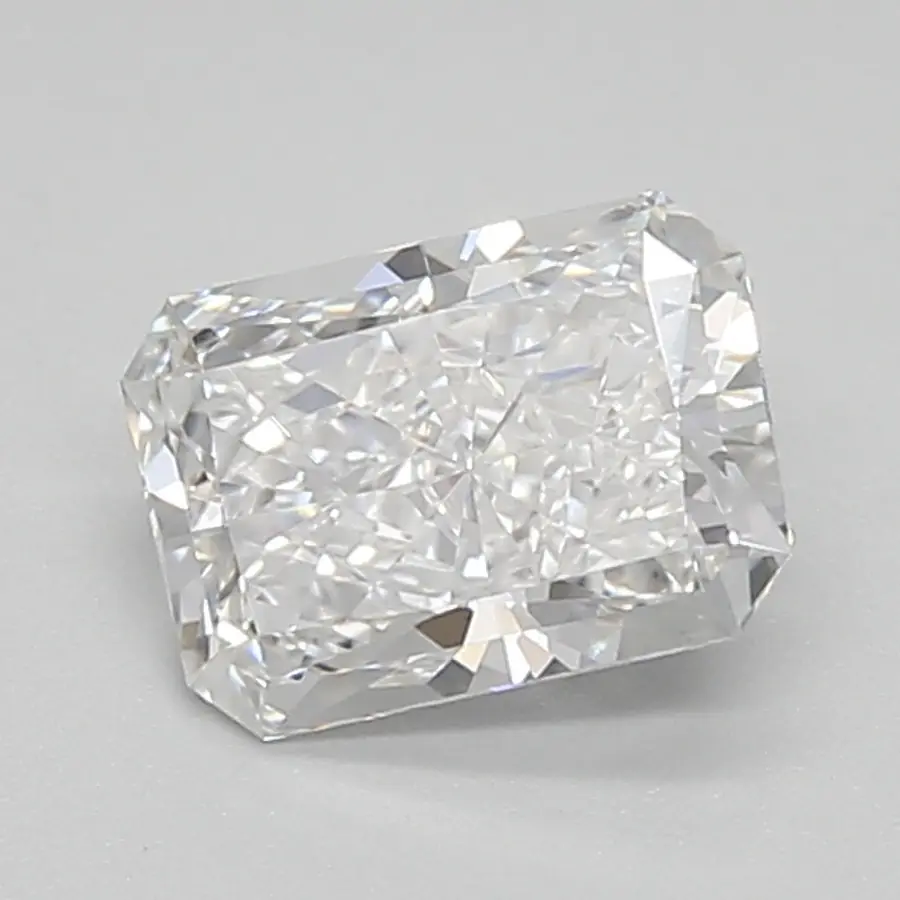 0.77ct E VVS2 Radiant (IGI)