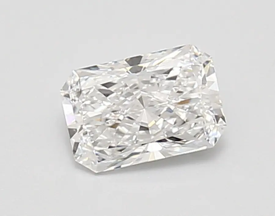 0.74ct D VVS2 Radiant (IGI)