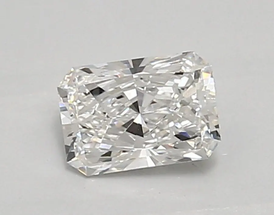 0.74ct D VVS2 Radiant (IGI)