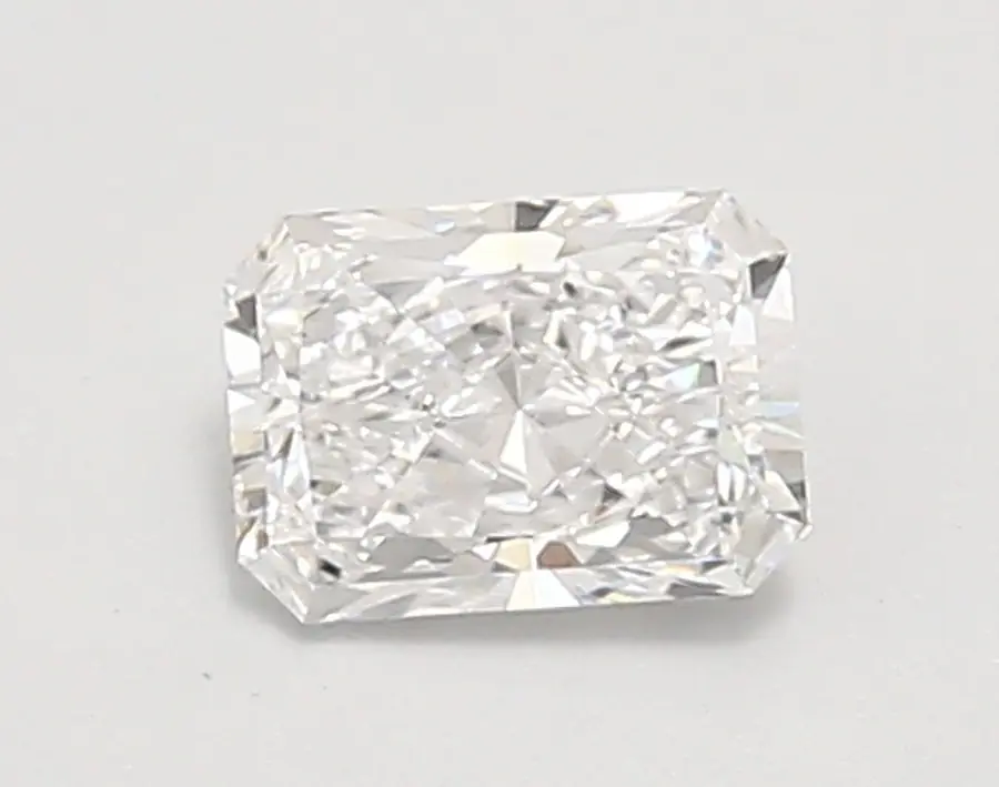 0.73ct D VVS2 Radiant (IGI)