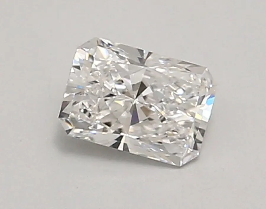 0.70ct D VVS2 Radiant (IGI)