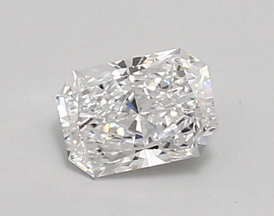 0.67ct D VVS2 Radiant (IGI)