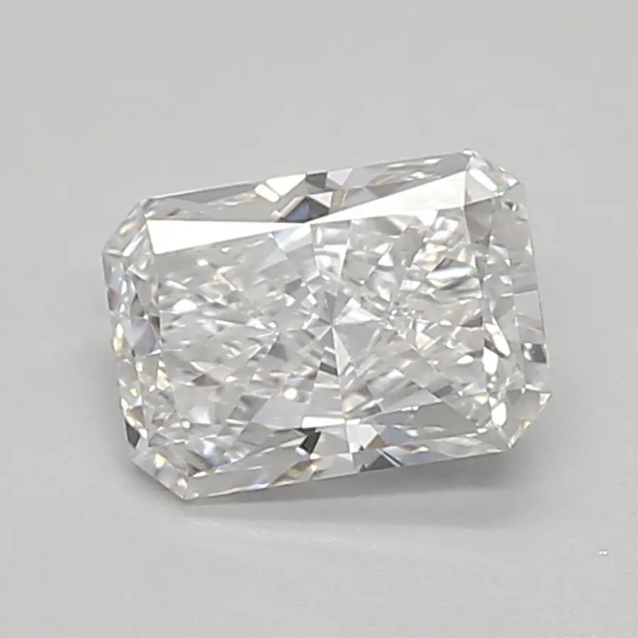 0.67ct E VVS1 Radiant (IGI)