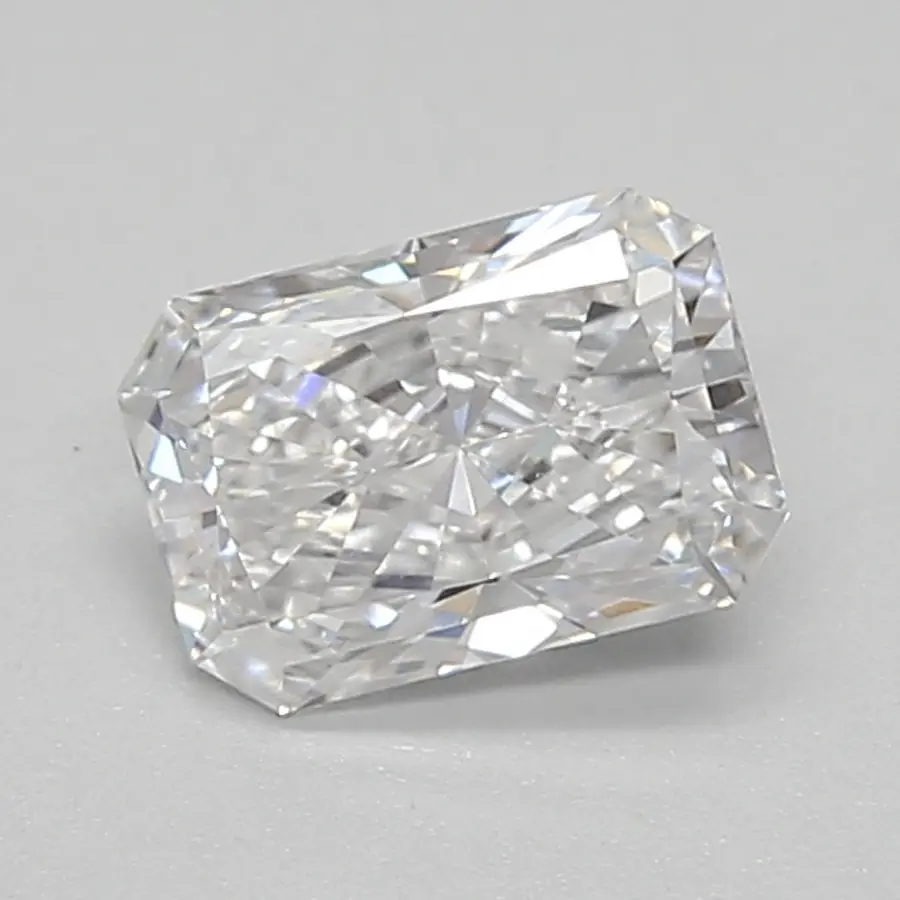 0.66ct E VVS2 Radiant (IGI)