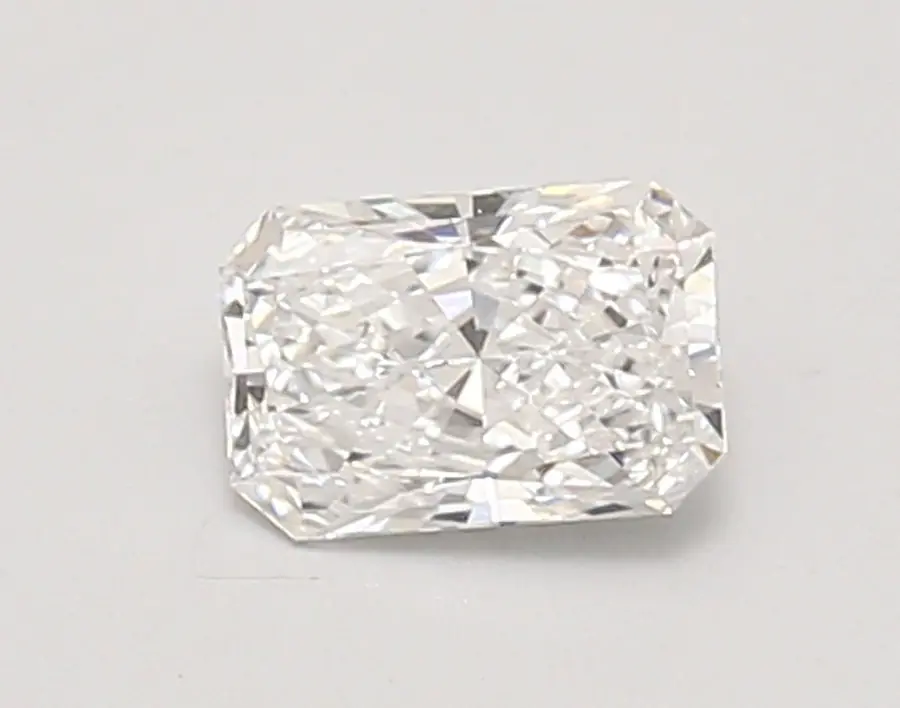 0.66ct D VVS2 Radiant (IGI)