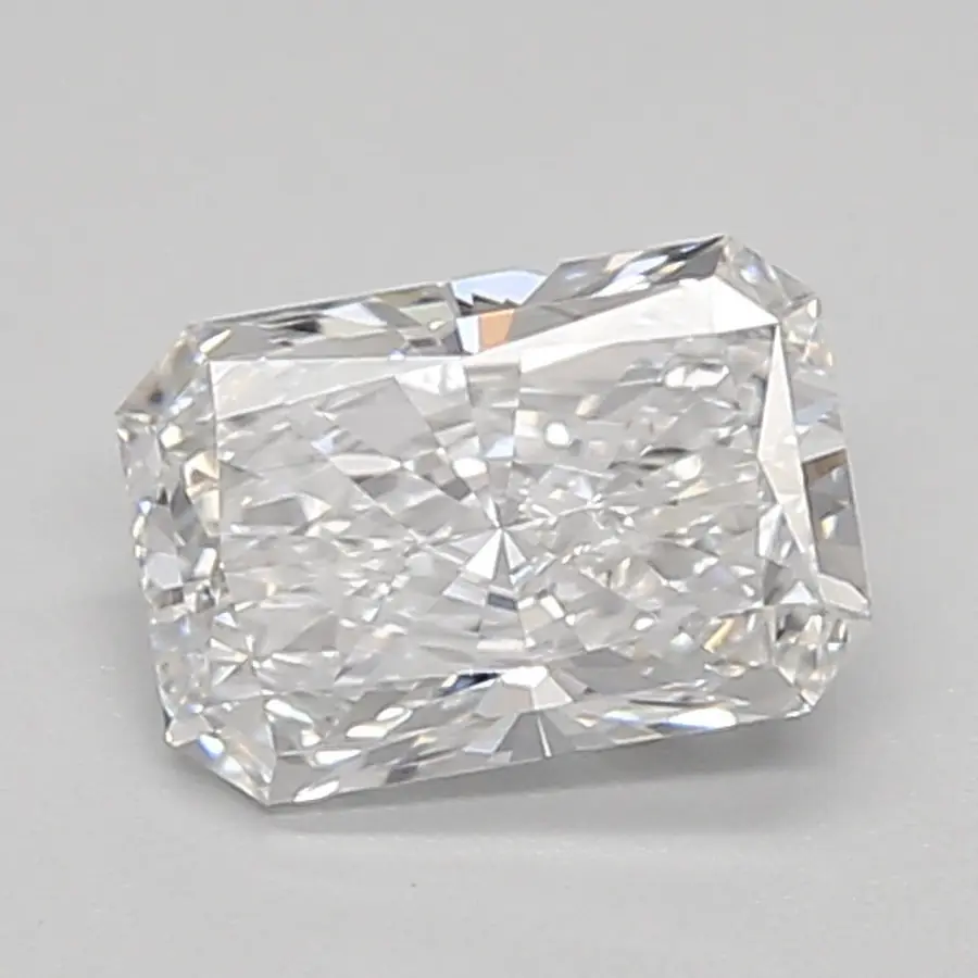 0.66ct E VVS2 Radiant (IGI)