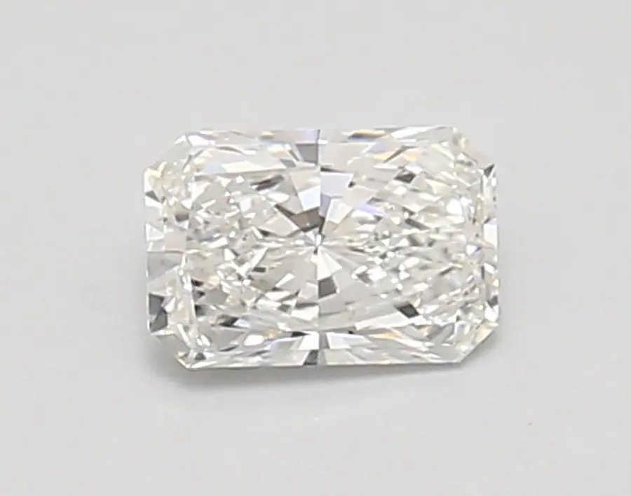 0.65ct E VVS2 Radiant (IGI)
