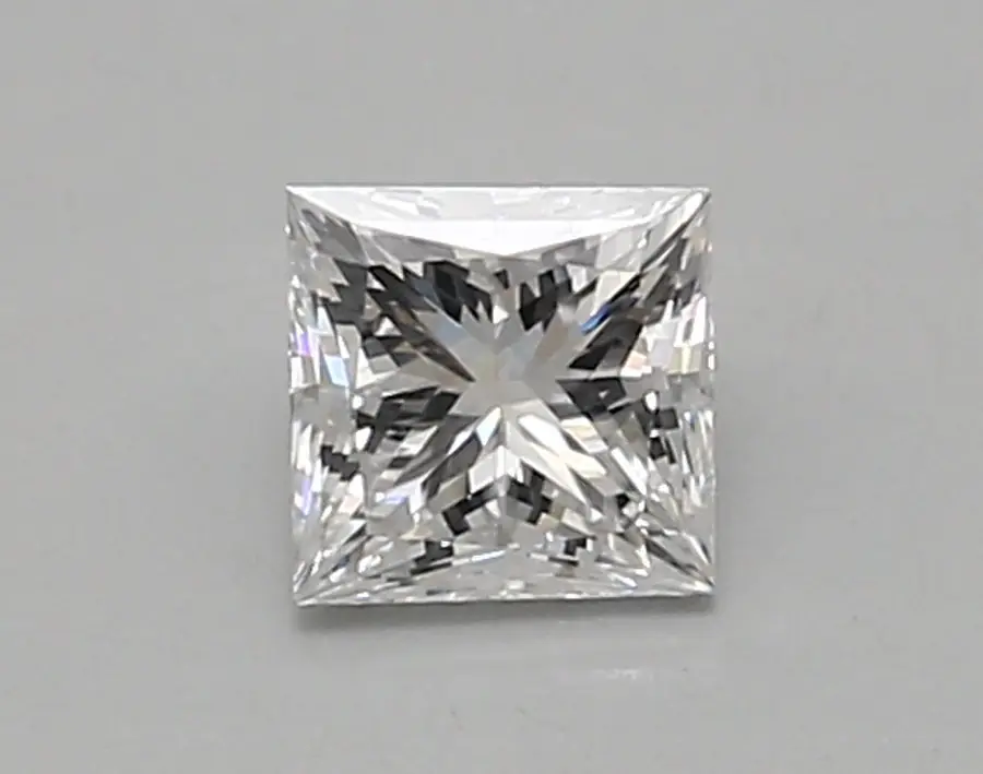 0.65ct E VVS1 Princess (IGI)
