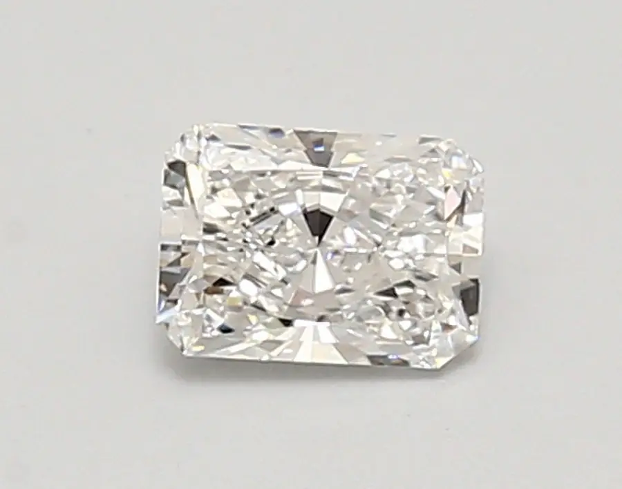 0.63ct D VVS1 Radiant (IGI)